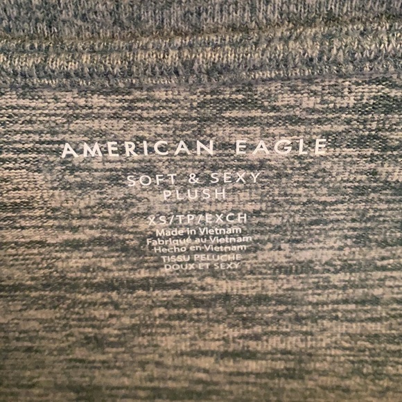 Top - Picture 2 of 2